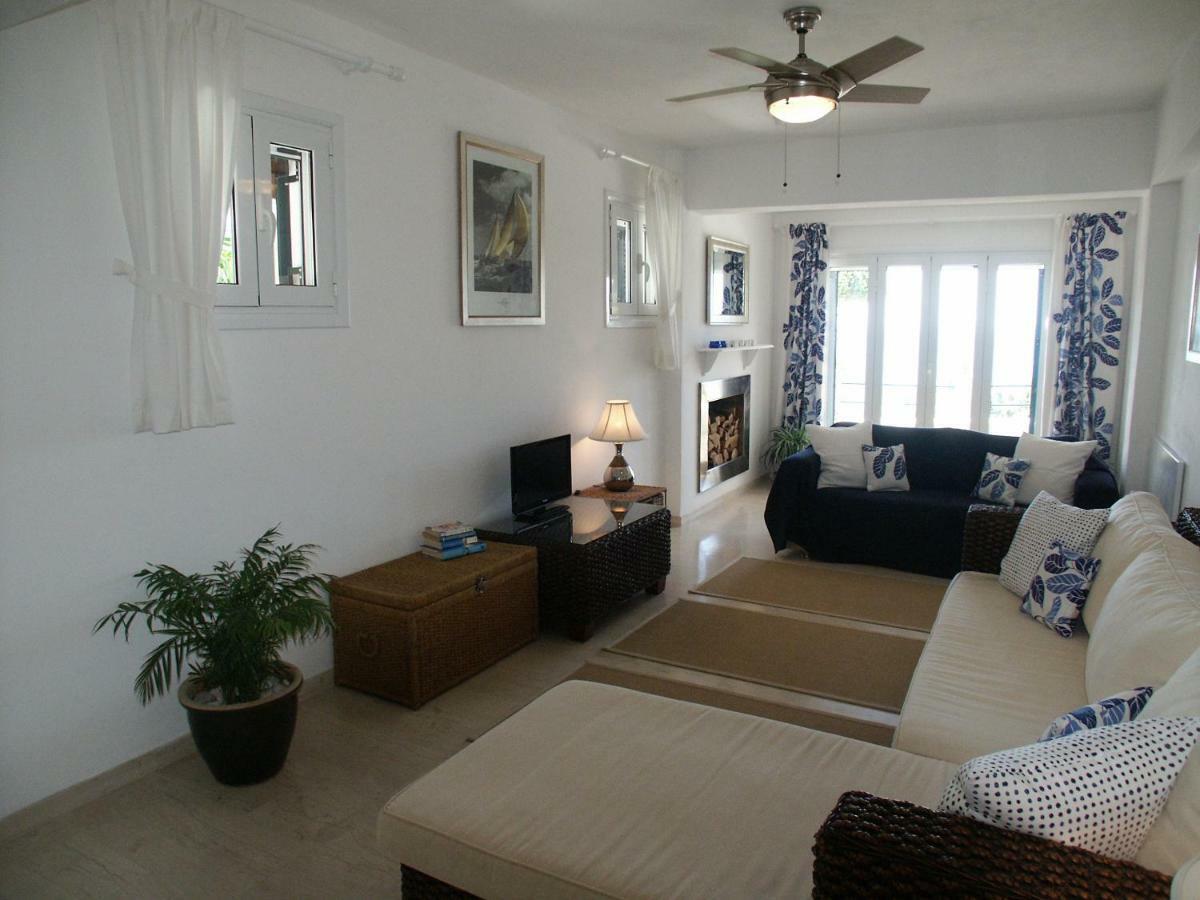 Elysium Apartments Corfu Палеокастрица Екстериор снимка
