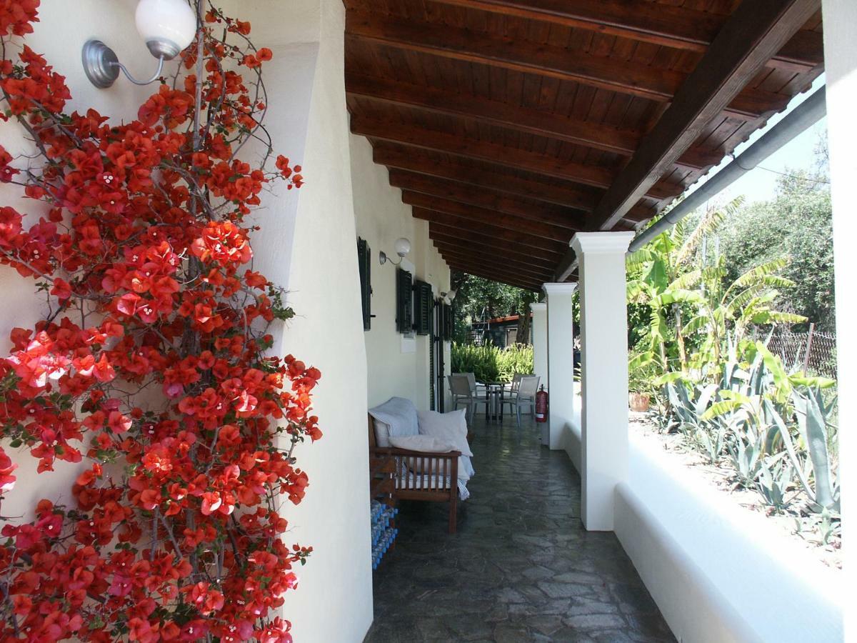 Elysium Apartments Corfu Палеокастрица Екстериор снимка